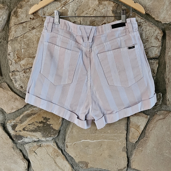 Volcom High Rise Pink and White Striped Denim Shorts Size 28 - Picture 6 of 9